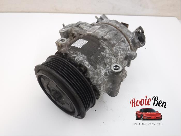 Usagé Pompe clim Volkswagen Polo IV (9N1/2/3) 1.9 SDI Prix € 30,00 Règlement à la marge proposé par Rooie Ben autodemontage