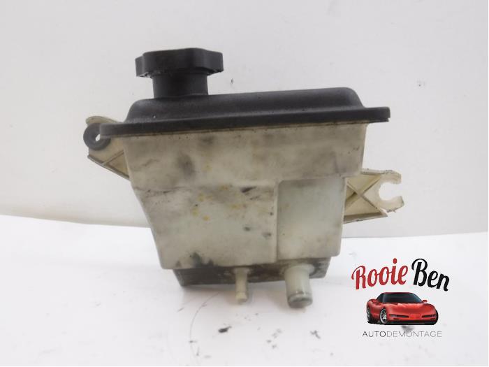 Begagnade Styrservotank Ford Usa Excursion 6.8 V10 Pris € 15,00 Marginaltabell erbjuds av Rooie Ben autodemontage
