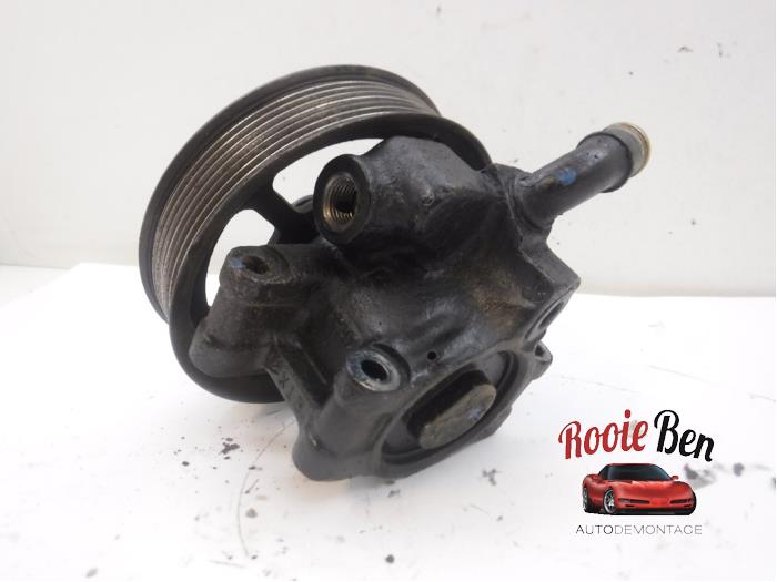 Usagé Pompe de direction Ford Usa Excursion 6.8 V10 Prix € 100,00 Règlement à la marge proposé par Rooie Ben autodemontage