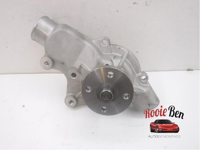 Begagnade Vattenpump Jeep Grand Cherokee (ZJ) 4.0i Pris € 60,50 Inklusive moms erbjuds av Rooie Ben autodemontage
