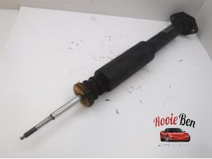 Used Rear shock absorber, right BMW 3 serie (E90) 330i 24V Price on request offered by Rooie Ben autodemontage