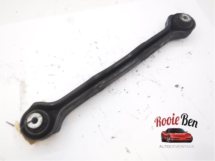 Rear upper wishbone, right from a BMW 3 serie (E90) 330i 24V 2009