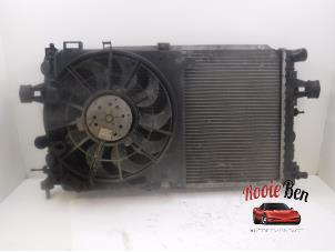 Used Radiator Opel Zafira (M75) 2.2 16V Direct Ecotec Price € 50,00 Margin scheme offered by Rooie Ben autodemontage