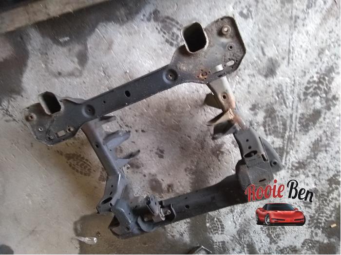Used Subframe Jeep Commander (XK) 3.0 CRD Price on request offered by Rooie Ben autodemontage