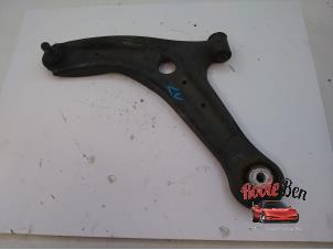 Used Front lower wishbone, left Ford Fiesta 6 (JA8) 1.6 TDCi 16V Price on request offered by Rooie Ben autodemontage