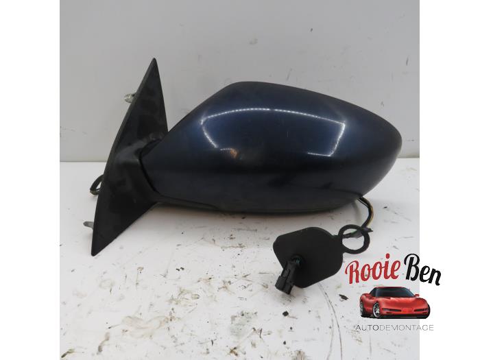 Używane Lusterko zewnetrzne lewe Peugeot 607 (9D/U) 2.2 HDi 16V FAP Cena € 25,00 Procedura marży oferowane przez Rooie Ben autodemontage
