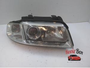 Usagé Phare droit Audi A4 (B5) 1.9 TDI Prix € 30,00 Règlement à la marge proposé par Rooie Ben autodemontage