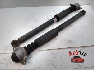 Used Shock absorber kit Volkswagen Fox (5Z) 1.4 16V Price on request offered by Rooie Ben autodemontage