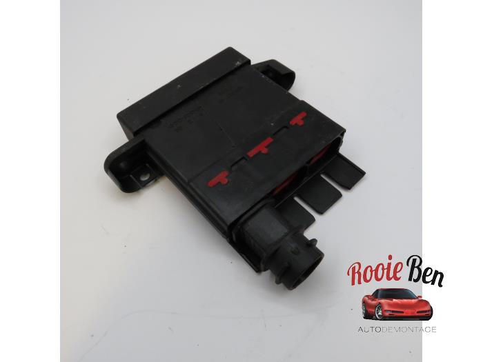 Module cooling fan from a BMW 5 serie (F10) 535d 24V 2011