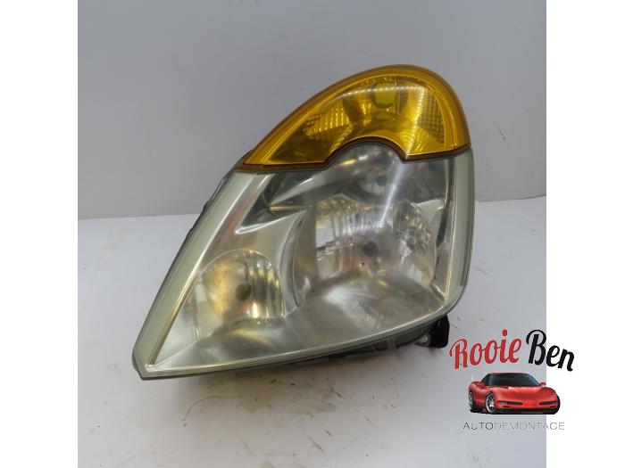 Używane Reflektor lewy Renault Modus/Grand Modus (JP) 1.5 dCi 65 FAP Cena € 25,00 Procedura marży oferowane przez Rooie Ben autodemontage