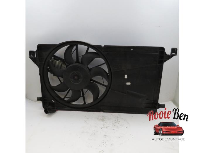 Cooling fans from a Ford Focus 2 Wagon 1.6 TDCi 16V 110 2007