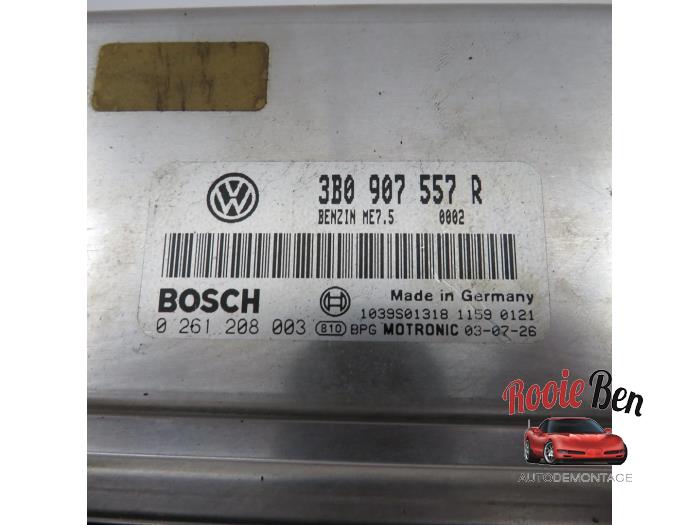 Ordinateur gestion moteur d'un Volkswagen Passat (3B3) 2.0 20V 2004