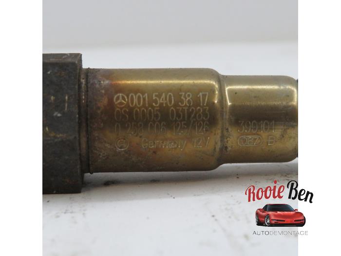 Sonde lambda d'un Chrysler Crossfire 3.2 V6 18V 2004