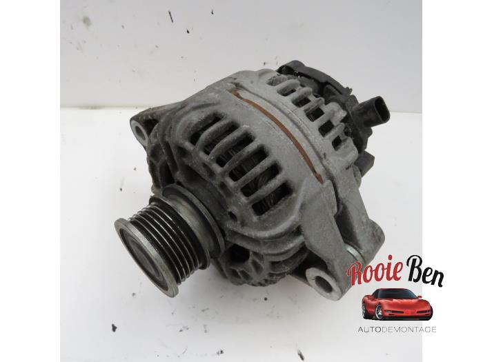 Begagnade Dynamo Saab 9-3 Sport Estate (YS3F) 1.9 TTiD 16V 130 Pris € 40,00 Marginaltabell erbjuds av Rooie Ben autodemontage