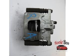 Used Rear brake calliper, right Dodge Nitro 2.8 CRD 16V 4x4 Price on request offered by Rooie Ben autodemontage