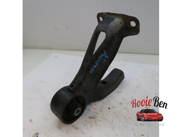 Used Engine mount Jeep Patriot (MK74) 2.2 CRD 16V 4x4 Price € 50,00 Margin scheme offered by Rooie Ben autodemontage