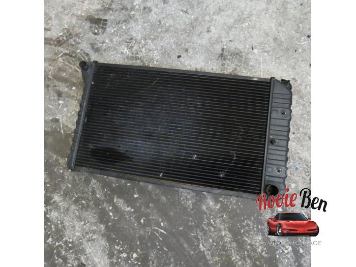 Usagé Radiateur Oldsmobile Eighty Eight Prix € 100,00 Règlement à la marge proposé par Rooie Ben autodemontage