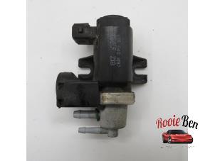 Used Vacuum valve Ssang Yong Rexton 2.7 Xdi RX/RJ 270 16V Price on request offered by Rooie Ben autodemontage