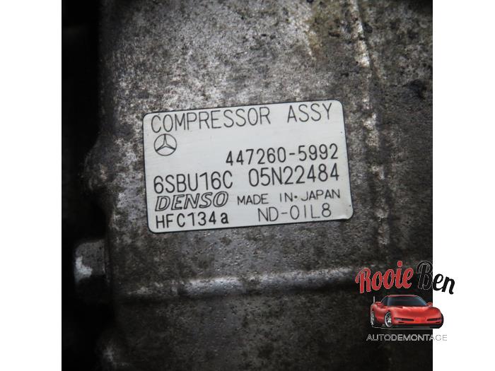 Air conditioning pump from a Mercedes-Benz E (W212) E-220 CDI 16V BlueEfficiency 2011