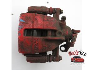 Used Rear brake calliper, left Volkswagen Transporter T5 2.0 BiTDI DRF Price on request offered by Rooie Ben autodemontage