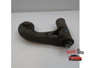 Used Front upper wishbone, left Chrysler Crossfire 3.2 V6 18V Price on request offered by Rooie Ben autodemontage