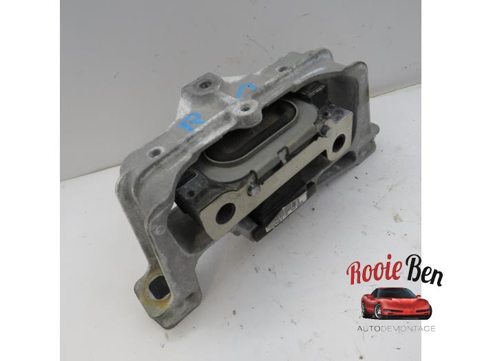 Engine mount Mercedes A 2.2 A-220 d 16V - A2462402617 OM651930