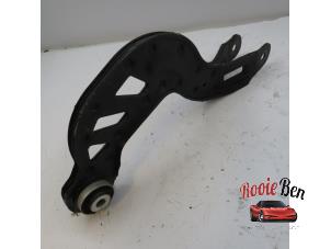 Used Rear upper wishbone, right Mercedes A (W176) 2.2 A-220 d 16V Price on request offered by Rooie Ben autodemontage