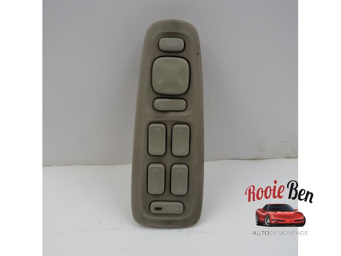 Usados Interruptor combinado de ventanillas Cadillac Seville (K-body) 4.6 STS/North Star V8 32V Precio € 20,00 Norma de margen ofrecido por Rooie Ben autodemontage