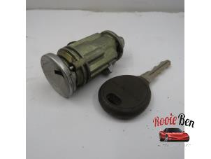 Used Ignition lock + key Chrysler PT Cruiser 2.2 CRD 16V Price on request offered by Rooie Ben autodemontage