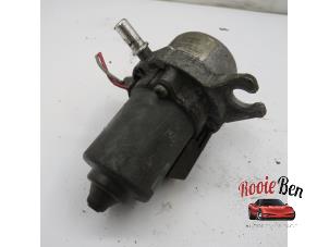 Used Brake servo vacuum pump Chrysler Voyager/Grand Voyager (RG) 2.5 CRD 16V Price on request offered by Rooie Ben autodemontage