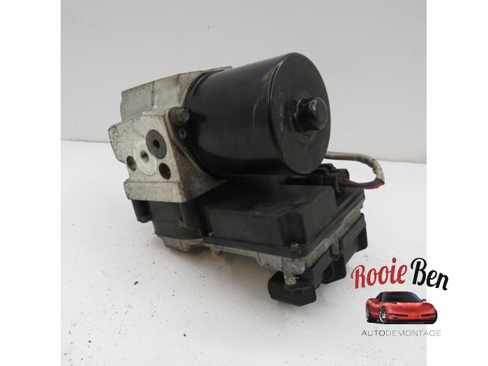Używane Pompa ABS Dodge Ram 1500 (DR/DH/D1/DC/DM) 5.7 V8 Hemi 1500 4x2 Cena € 200,00 Procedura marży oferowane przez Rooie Ben autodemontage