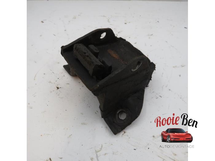 Used Engine mount Oldsmobile Eighty Eight Price € 25,00 Margin scheme offered by Rooie Ben autodemontage