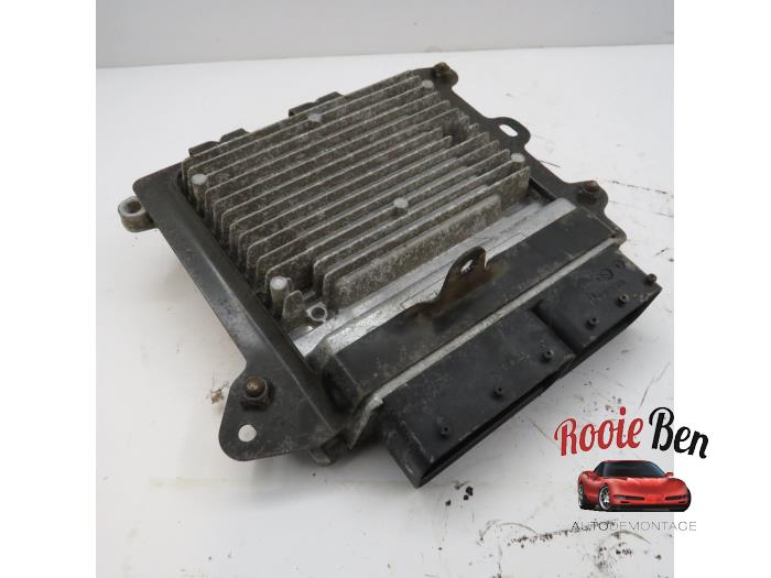 Used Engine management computer Jeep Compass I (MK49) 2.4 16V 4x2 Price € 100,00 Margin scheme offered by Rooie Ben autodemontage