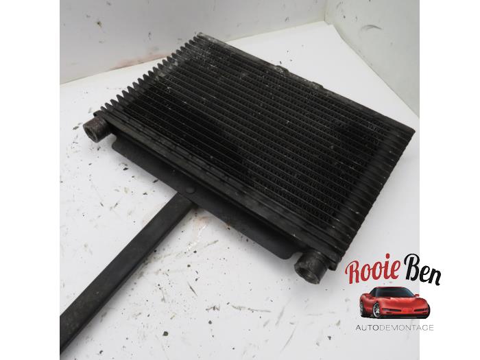 Oil cooler from a Jeep Grand Cherokee (WG/WJ) 2.7 CRD 20V 2004