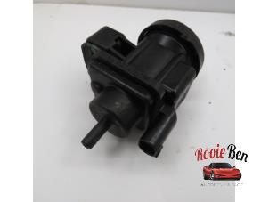 Used Vacuum valve Jeep Grand Cherokee (WG/WJ) 2.7 CRD 20V Price on request offered by Rooie Ben autodemontage