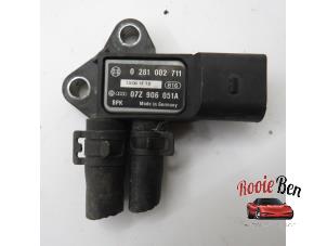 Used Mapping sensor (intake manifold) Audi Q7 (4LB) 3.0 TDI V6 24V Price on request offered by Rooie Ben autodemontage