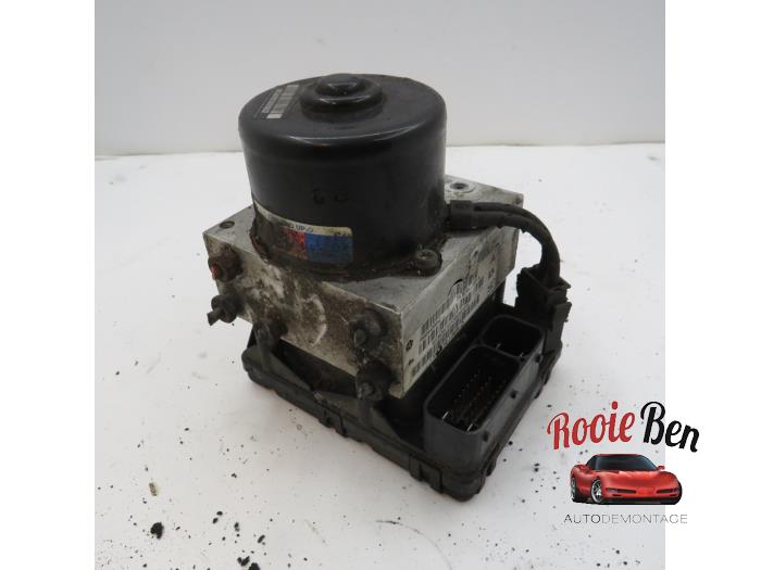 Usagé Bloc ABS Jeep Grand Cherokee (WG/WJ) 2.7 CRD 20V Prix € 200,00 Règlement à la marge proposé par Rooie Ben autodemontage