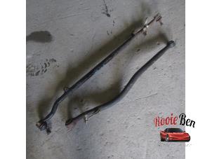 Used Tie rod (complete) Jeep Grand Cherokee (WG/WJ) 2.7 CRD 20V Price on request offered by Rooie Ben autodemontage