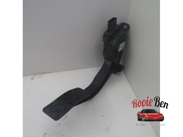 Używane Pedal gazu Audi S4 (B8) S4 3.0 TFSI V6 24V Cena € 15,00 Procedura marży oferowane przez Rooie Ben autodemontage