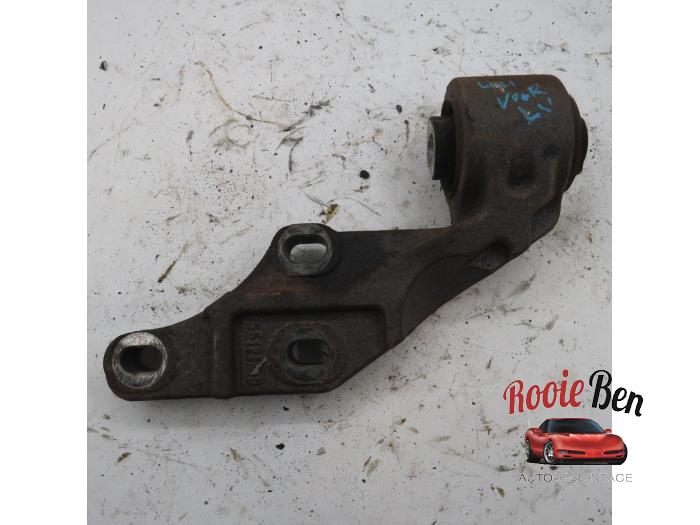 Used Engine mount Landrover Range Rover Sport (LS) 3.6 TDV8 32V Price € 15,00 Margin scheme offered by Rooie Ben autodemontage