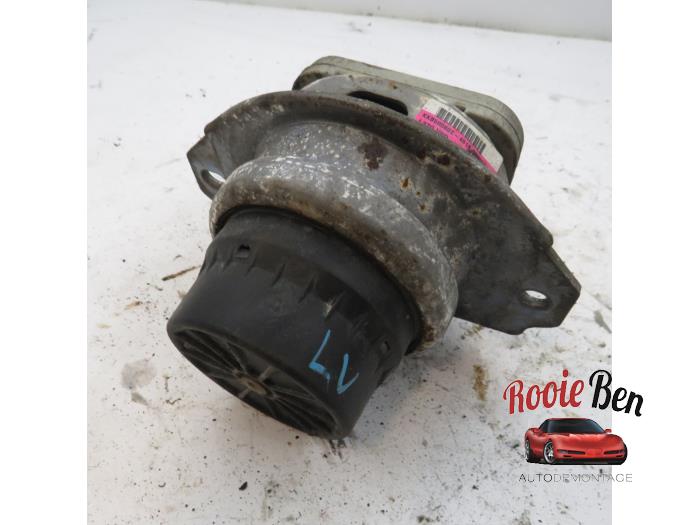 Used Engine mount Landrover Range Rover Sport (LS) 3.6 TDV8 32V Price € 25,00 Margin scheme offered by Rooie Ben autodemontage