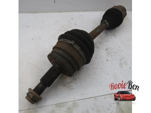 Used Front drive shaft, left Landrover Range Rover Sport (LS) 3.6 TDV8 32V Price on request offered by Rooie Ben autodemontage