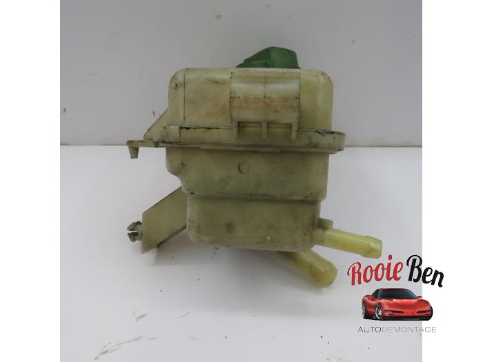 Begagnade Styrservotank Volkswagen Transporter/Caravelle T6 2.0 TDI DRF Pris € 15,00 Marginaltabell erbjuds av Rooie Ben autodemontage