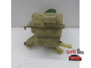 Used Power steering fluid reservoir Volkswagen Transporter/Caravelle T6 2.0 TDI DRF Price on request offered by Rooie Ben autodemontage