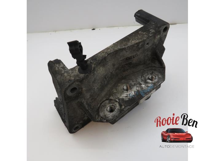 Used Engine mount Fiat Punto Evo (199) 1.3 JTD Multijet 85 16V Euro 5 Price € 25,00 Margin scheme offered by Rooie Ben autodemontage
