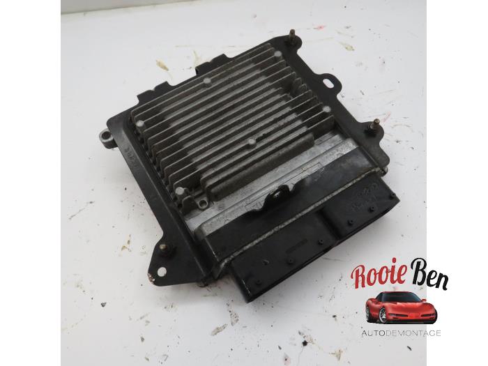 Used Engine management computer Dodge Caliber 1.8 16V Price € 100,00 Margin scheme offered by Rooie Ben autodemontage