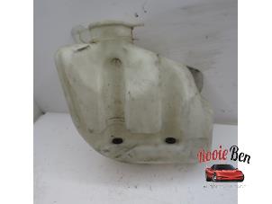 Used Front windscreen washer reservoir Mercedes Vito (639.7) 2.2 111 CDI 16V Price on request offered by Rooie Ben autodemontage