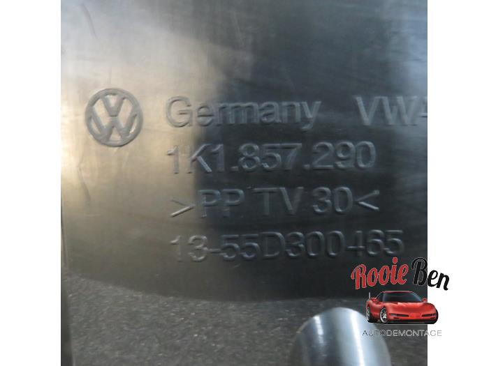 Schowek w desce rozdzielczej z Volkswagen Golf VI (5K1) 1.4 TSI 160 16V 2012