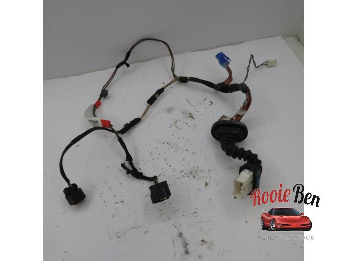Begagnade Kablage Dodge Ram 3500 Standard Cab (DR/DH/D1/DC/DM) 5.7 V8 Hemi 1500 4x4 Pris € 50,00 Marginaltabell erbjuds av Rooie Ben autodemontage