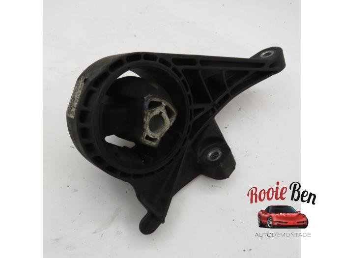 Usagé Support moteur Chevrolet Orlando (YYM/YYW) 2.0 D 16V Prix € 20,00 Règlement à la marge proposé par Rooie Ben autodemontage